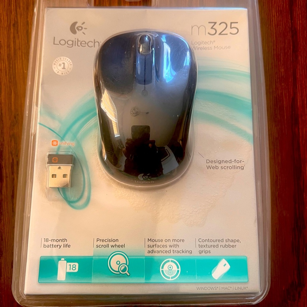 New In Packaging Logitech m325 Wireless mouse